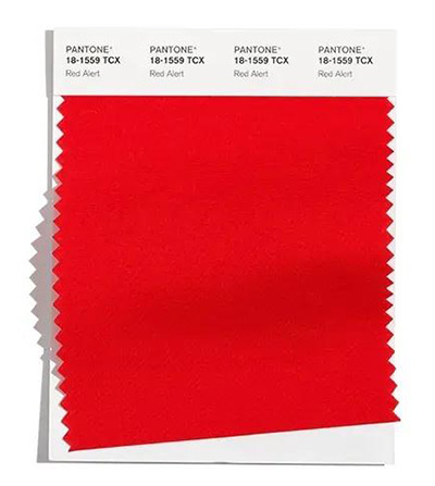 2021秋冬女裝十大流行色 晴空藍、嫩粉紅等色彩都很美(圖37)